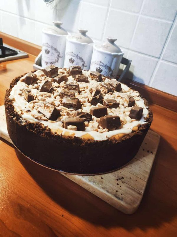 Cheesecake arachidi e caramello