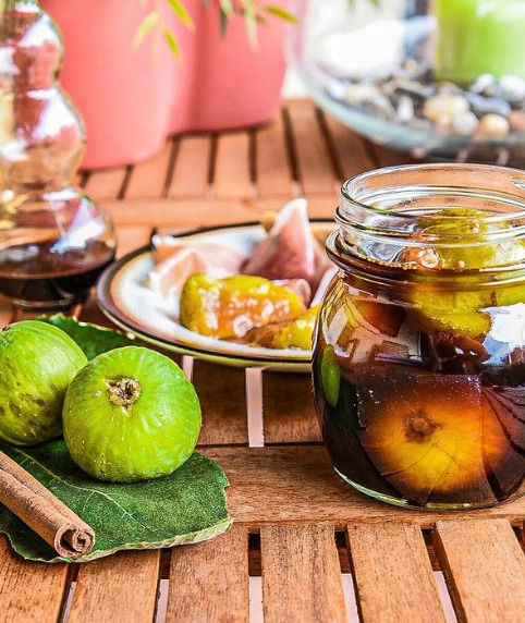 Fichi in marsala, aceto balsamico e cannella