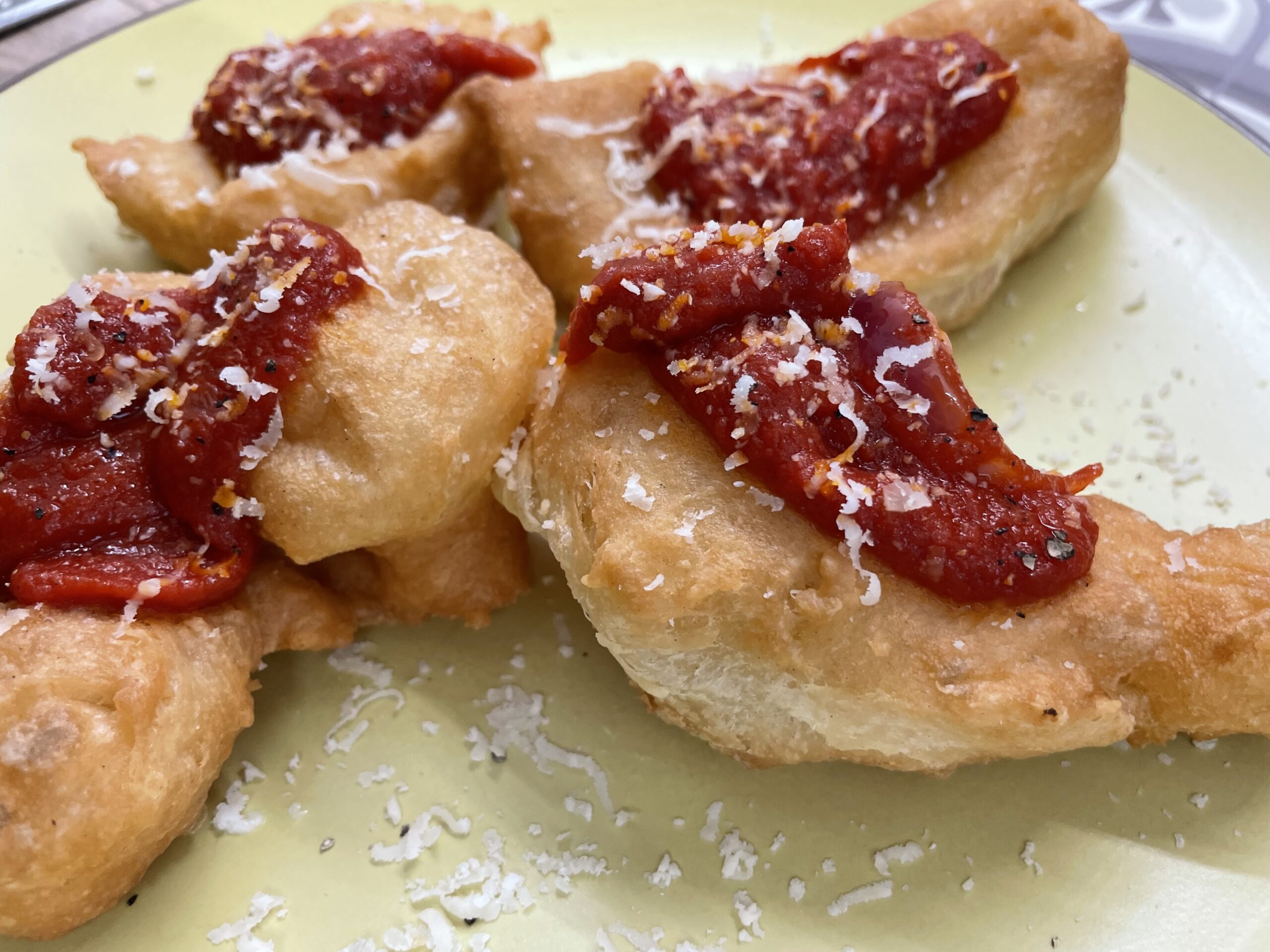 Pizzelle fritte montanare napoletane