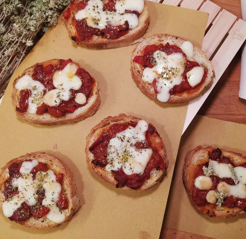 Pizzette di pane al latte