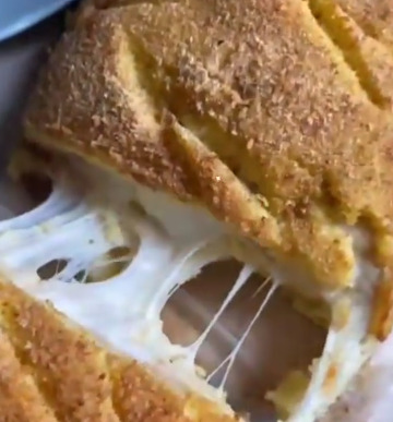 Polpettone di patate con mortadella e mozzarella