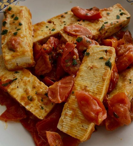 Tofu con pomodorini
