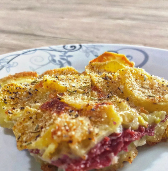 Tortino di patate con prosciutto e scamorza affumicata