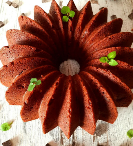 Torta al ciocciolato e pere senza glutine e lattosio