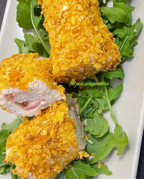 Rollini di pane da tramezzino ripieni